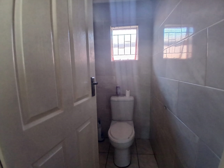 3 Bedroom Property for Sale in Tlhabane West North West
